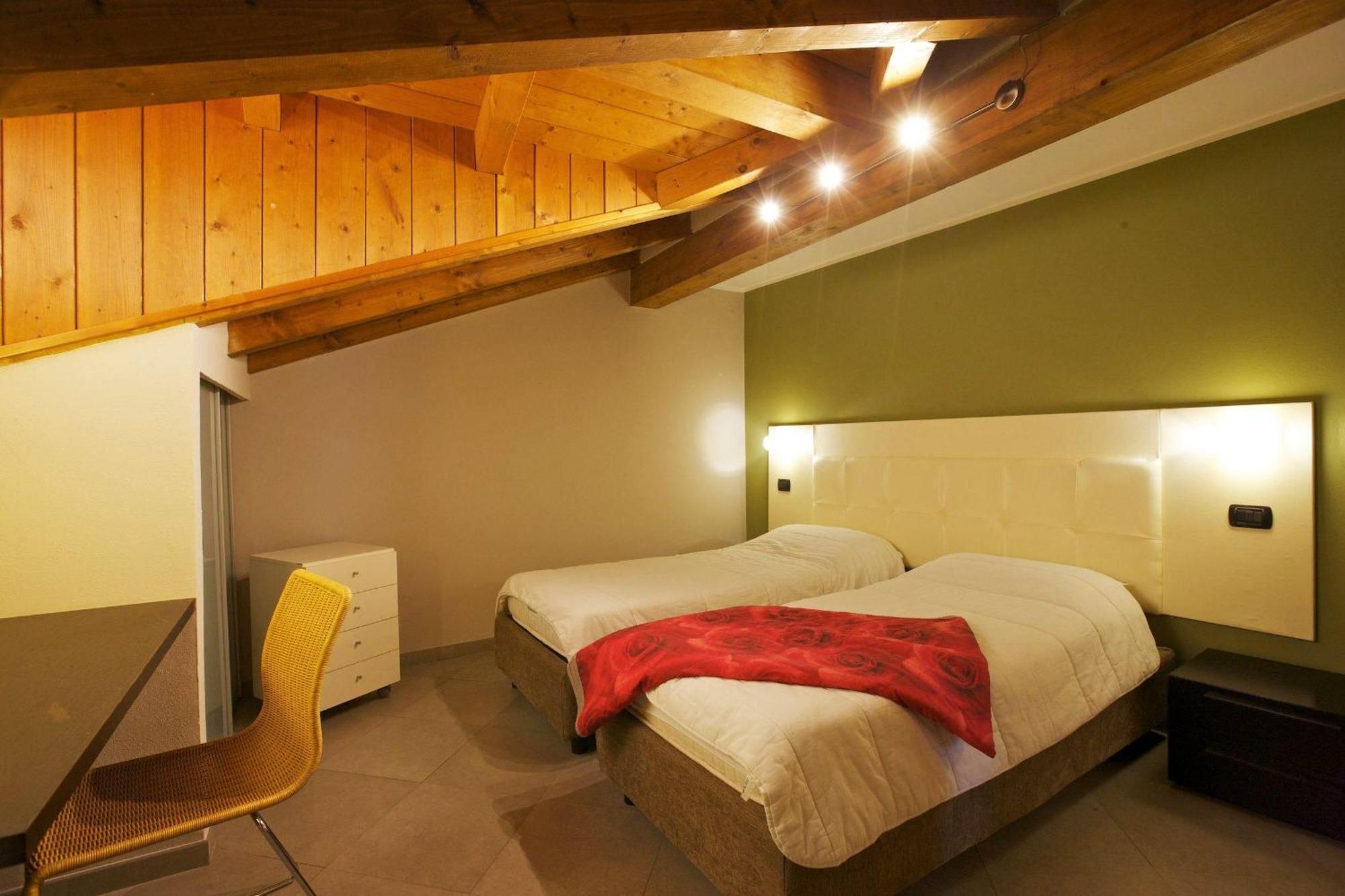 Appartamenti Lungolago Verbania Room photo